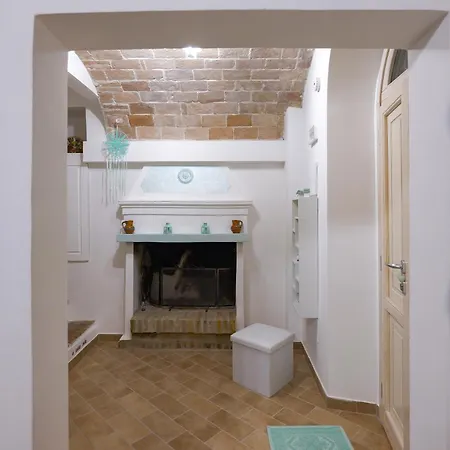 Tullia -intera Casa- Holiday home *