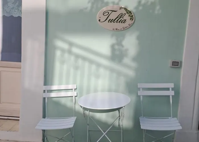 Tullia -intera Casa-